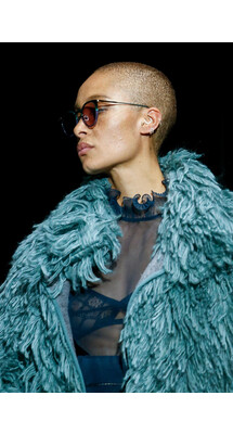 Details Bottega Veneta Fall 2018 Ready-to-Wear Детали Боттега Венета осень зима 2018 коллекция неделя моды в Нью Йорке Mainstyles